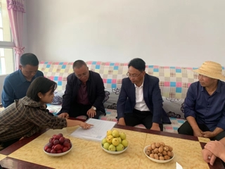 王忠义在调研督导乡村振兴有效衔接工作时强调：紧盯年度任务 坚持问题导向 以更加务实的作风全力做好考核准备工作