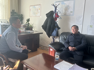 吕刚在共和地区慰问检查时强调：坚守岗位 高效保障持续营造安全欢乐祥和的节日氛围