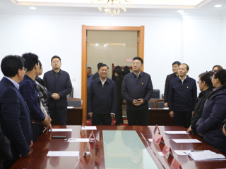 【聚焦全州两会】州领导看望参加州政协十四届四次会议的委员